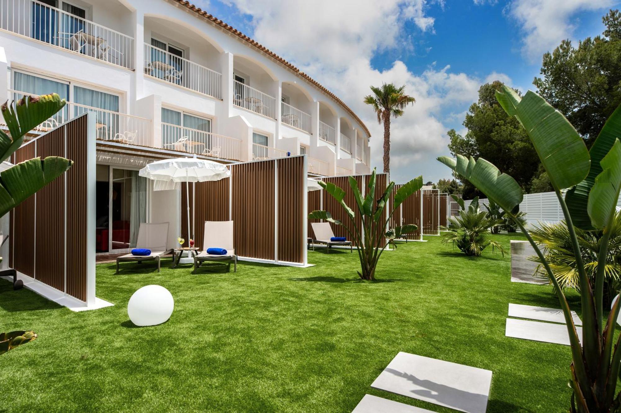 Hotel Vibra Cala Tarida-3Sup Cala Tarida  Exterior photo